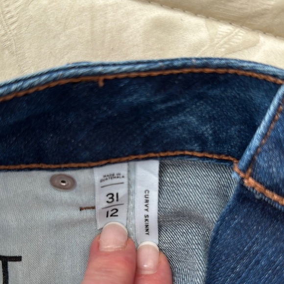 LOFT Curvy Skinny Jeans - 31/12 - Picture 4 of 4